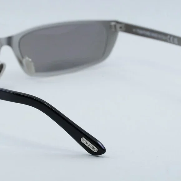 🕶️ New Tom Ford Everett FT1059 16C Sunglasses - Shiny Palladium Frame - Picture 8 of 14